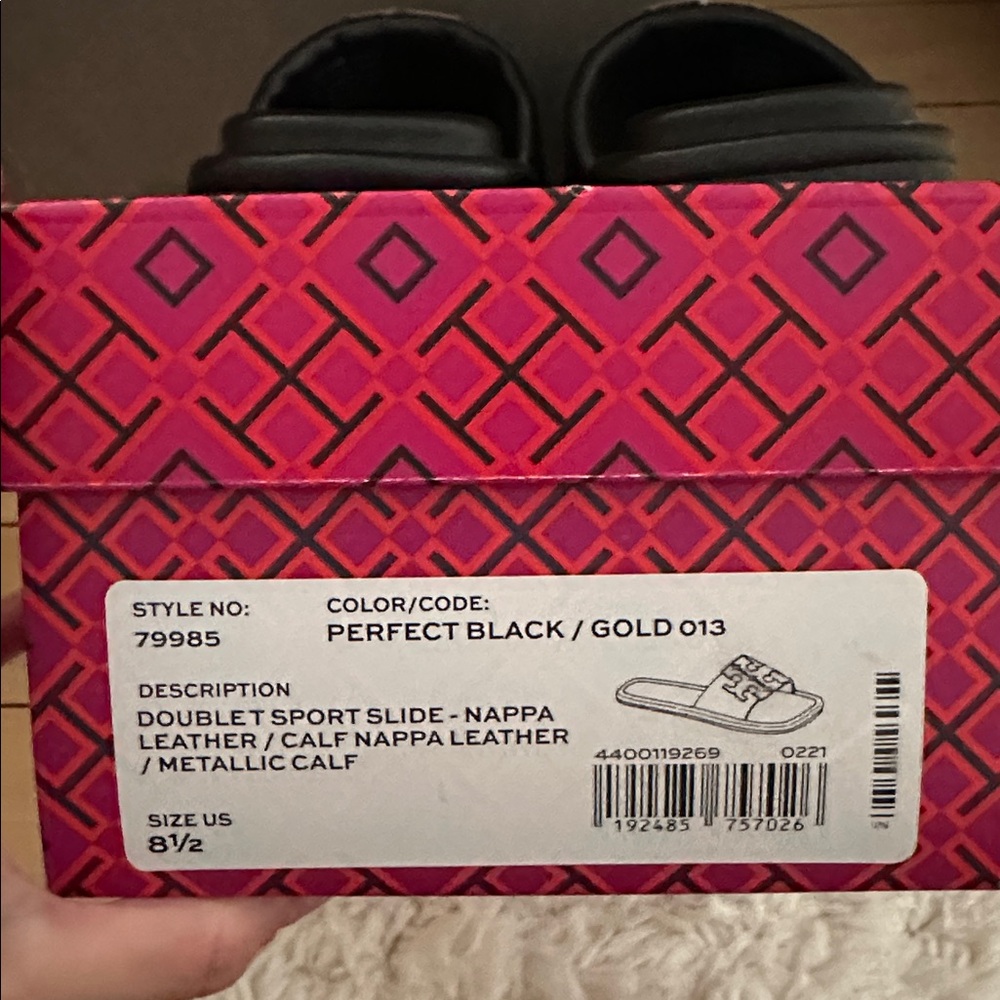 NEW Tory Burch Black Sandals with Gold Accents - Picture 4 of 5